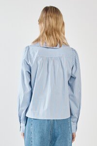 Sass Gypsy Large Collared Shirt