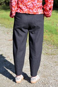 Memo Barrel Leg Jean