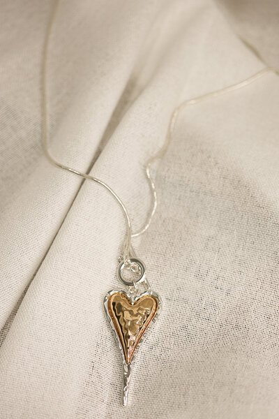 She Jewellery Sculpted Heart Necklace-accessories-Hello Cyril.