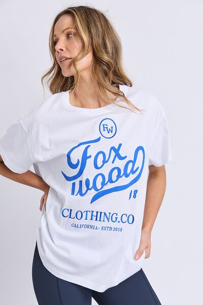 Foxwood California Tee-shop-by-label-Hello Cyril.