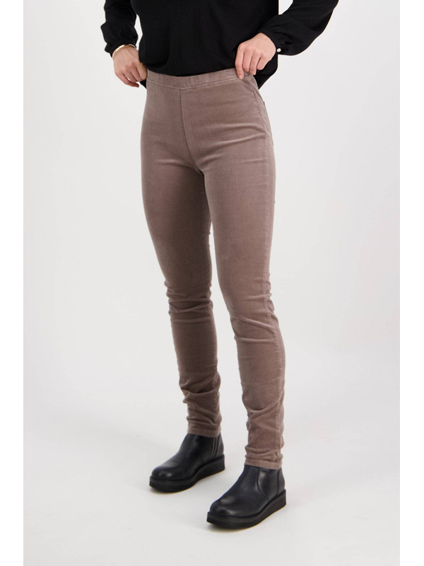 Vassalli Origin Skinny Cord Pull On Pant