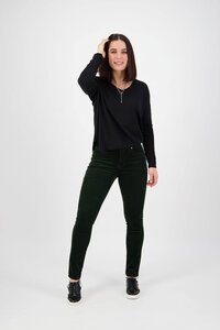 Vassalli Park Narrow Leg Cord Pant