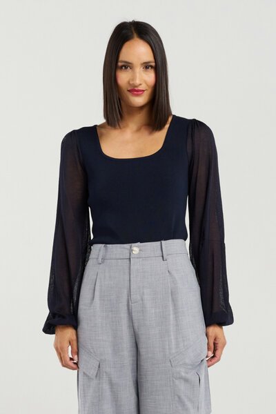 Et Alia Lucy Top-hc-new-Hello Cyril.