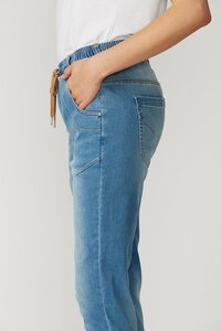 Lania The Label Boyfriend Jean - No Tape