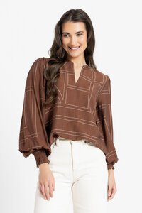 Leila + Luca Caramel Geo LS Movement Blouse