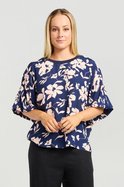 Et Alia Aroha Top-hc-new-Hello Cyril.
