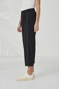 Lania The Label Barrel Pant