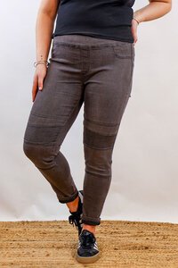 Wakee Seam Detail Jean 