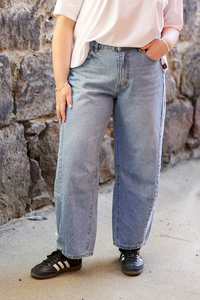 Wakee Harper Barrel Leg Jean