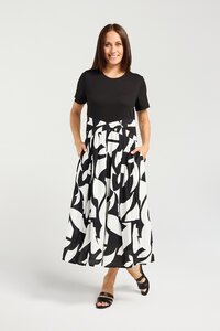 Seduce Delilah Mono Form Dress