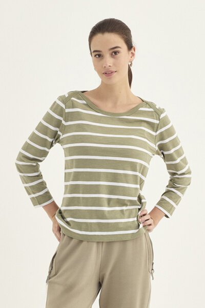 Verge Spencer Top-shop-by-style-Hello Cyril.