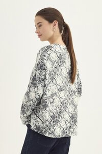 Verge Venom Sweater