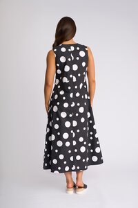 Vassalli Blake Sleeveless Dress