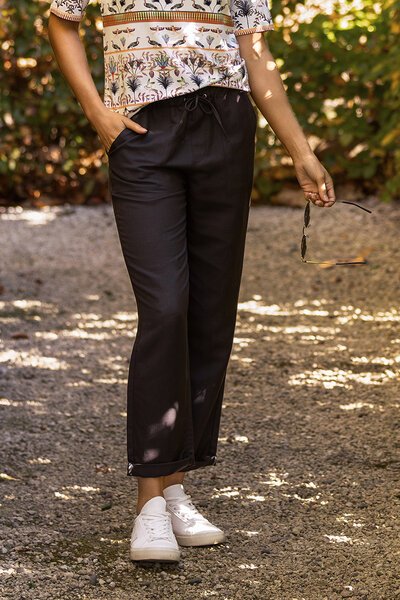 Vassalli Oxford Slim Ankle Grazer Elastic Pant-shop-by-style-Hello Cyril.