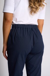 Vassalli Drew Slim Elastic Core Long Shorts
