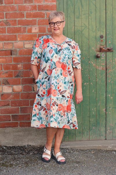 Democracy Happy Garden Dress-29.7.26-Hello Cyril.