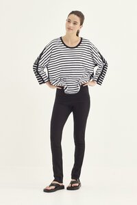 Verge Scenic Top