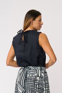 Foil Braidy Bunch Top