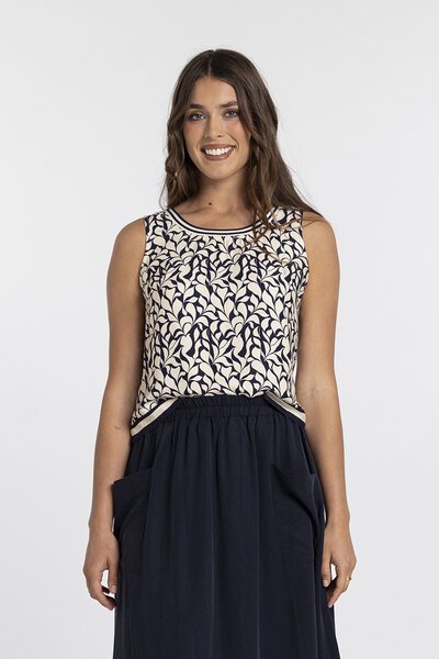 Mi Moso Collet Top-hc-new-Hello Cyril.