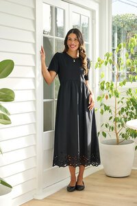 Memo Contrast Detail Swing Dress