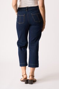 Memo Stitch Detail Jean