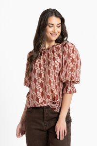 Seeking Lola Walnut Wave Magnificent Top