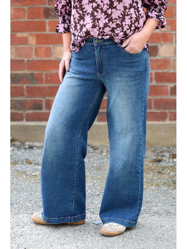 Wakee Reeve Wide Leg Jean