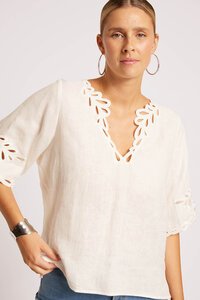 Eb & Ive Maris Top