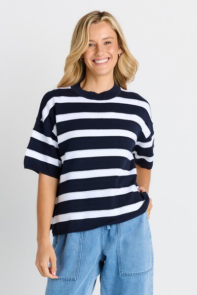 Betty Basics Libby Boxy Top-19.8.26-Hello Cyril.