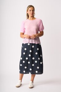 Oh Three Volume Sleeve Scoop Hem Top