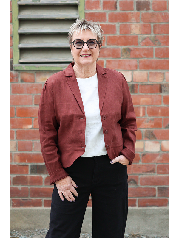 Oh Three Scoop Hem Back Jacket
