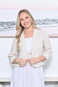 AE Luxe One Button Linen Jacket