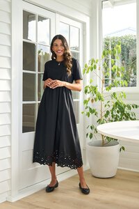 Memo Contrast Detail Swing Dress