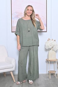 AE Luxe Linen Top with Necklace