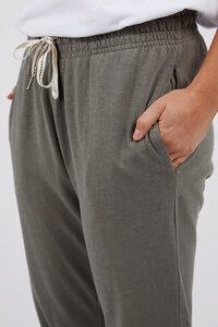 Elm Core Brunch Pant