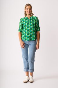 Memo Scoop Neck Blouse