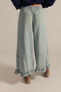 Smaibulun Ruffle Detail Hem Jean