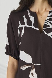 Lania The Label Maple Top