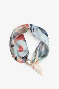Antler Pearl Fasten Neck Tie Petunia