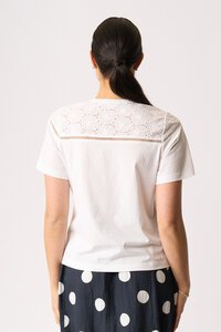 Memo Broderie Detail Tshirt