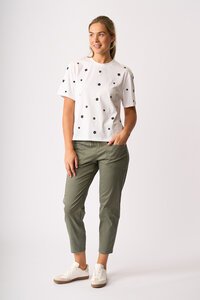 Memo Embroidered Fun Tshirt