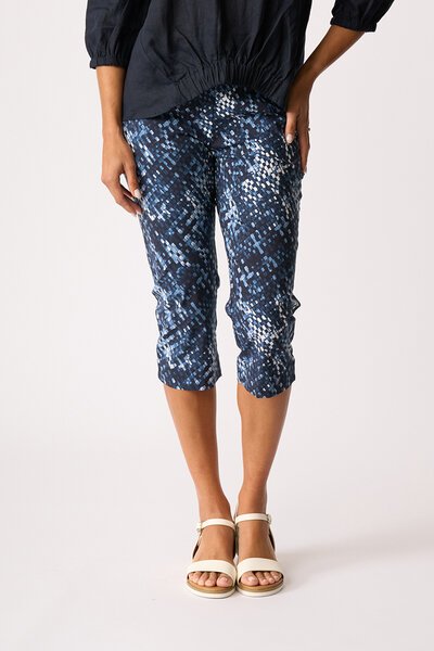 Esplanade 3-4 Printed Pant-skinny-pants-Hello Cyril.
