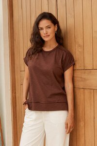 Betty Basics Shirley Chocolate Short Sleeve Tee