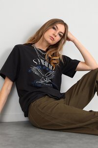 Storm Roaring High Tee