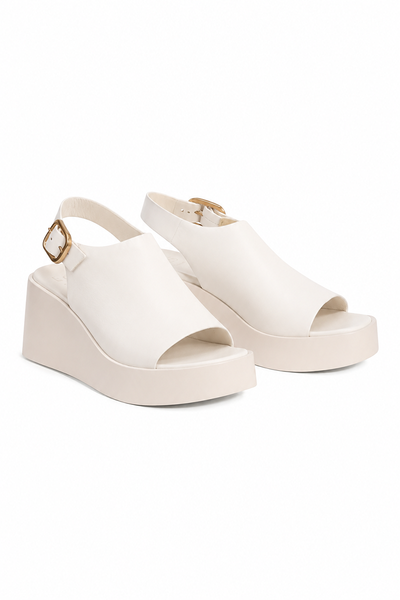 EOS Ariani Sandal-9.10.26-Hello Cyril.