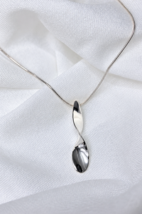 She Jewellery Wave Necklace