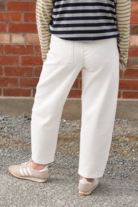 Foxwood Atticus Barrel Jean 