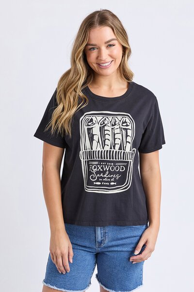 Foxwood Pesce Tee-shop-by-label-Hello Cyril.