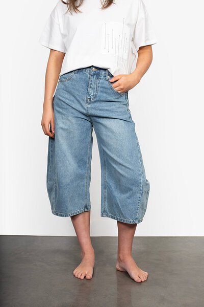 Antler Scout Short-hc-new-Hello Cyril.